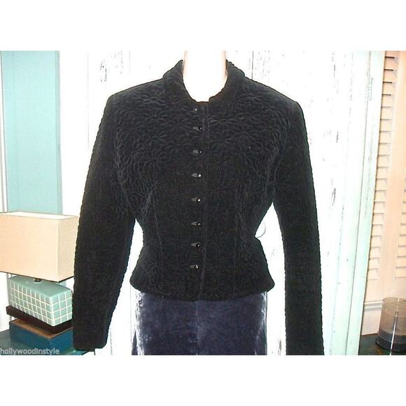 VINTAGE BLACK QUILTED VELVET Nipped Waist Jacket W/ Carved Buttons - Picture 2 of 3